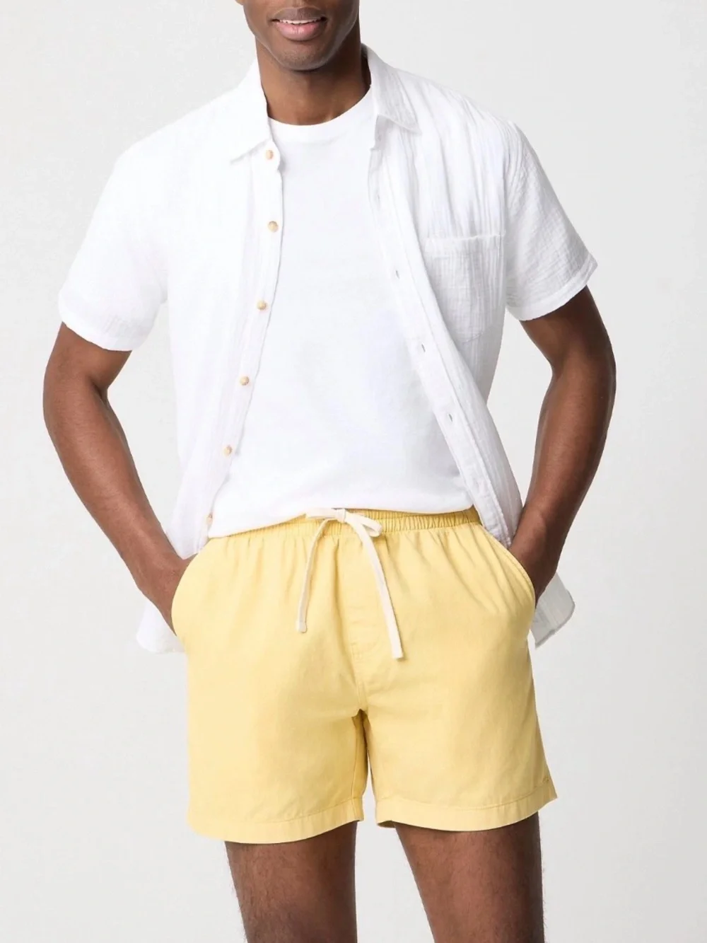 JCREW Garment-Dyed Dock Shorts Pale Yellow Drawstring Pull On Men’s Small EUC
